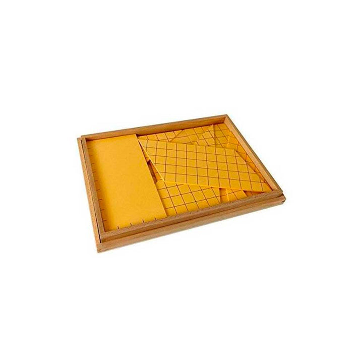 Matériel des surfaces - Triangle Jaunes des surfaces - Eveil Montessori Maroc
