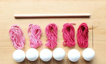 Mobile Montessori De Gobbi : Rose - Eveil Montessori Maroc