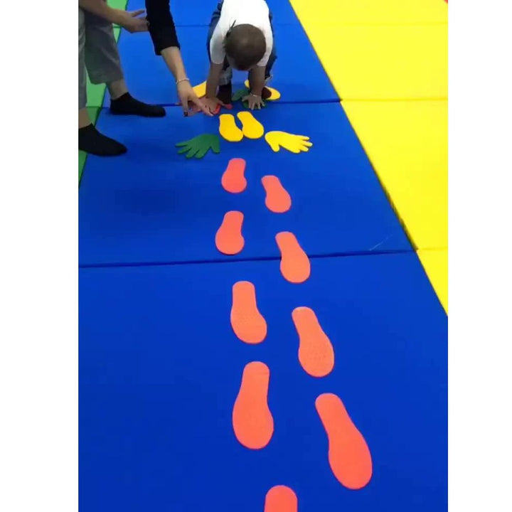 Marquages pieds - Eveil Montessori Maroc