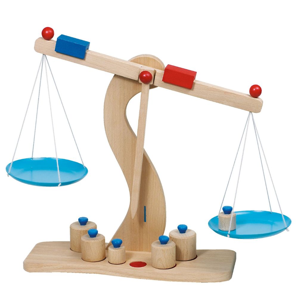 Balance en bois - Eveil Montessori Maroc