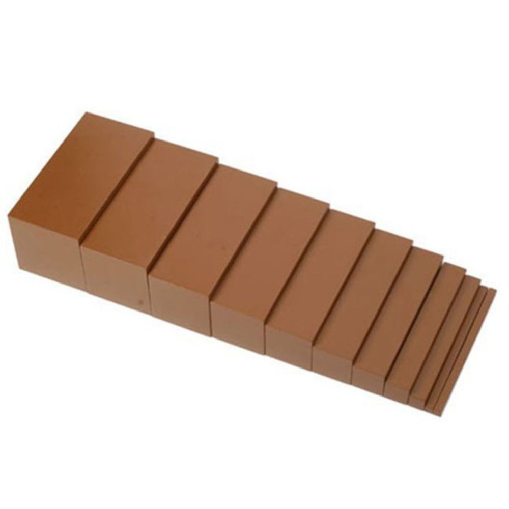 Escalier marron - Eveil Montessori Maroc