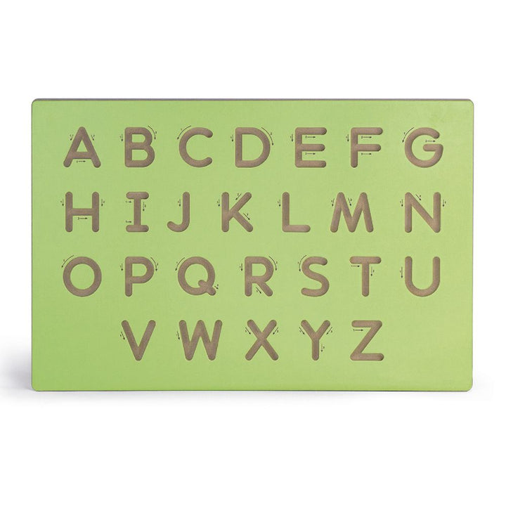 Tracés graphiques - Lettres majuscules - Eveil Montessori Maroc