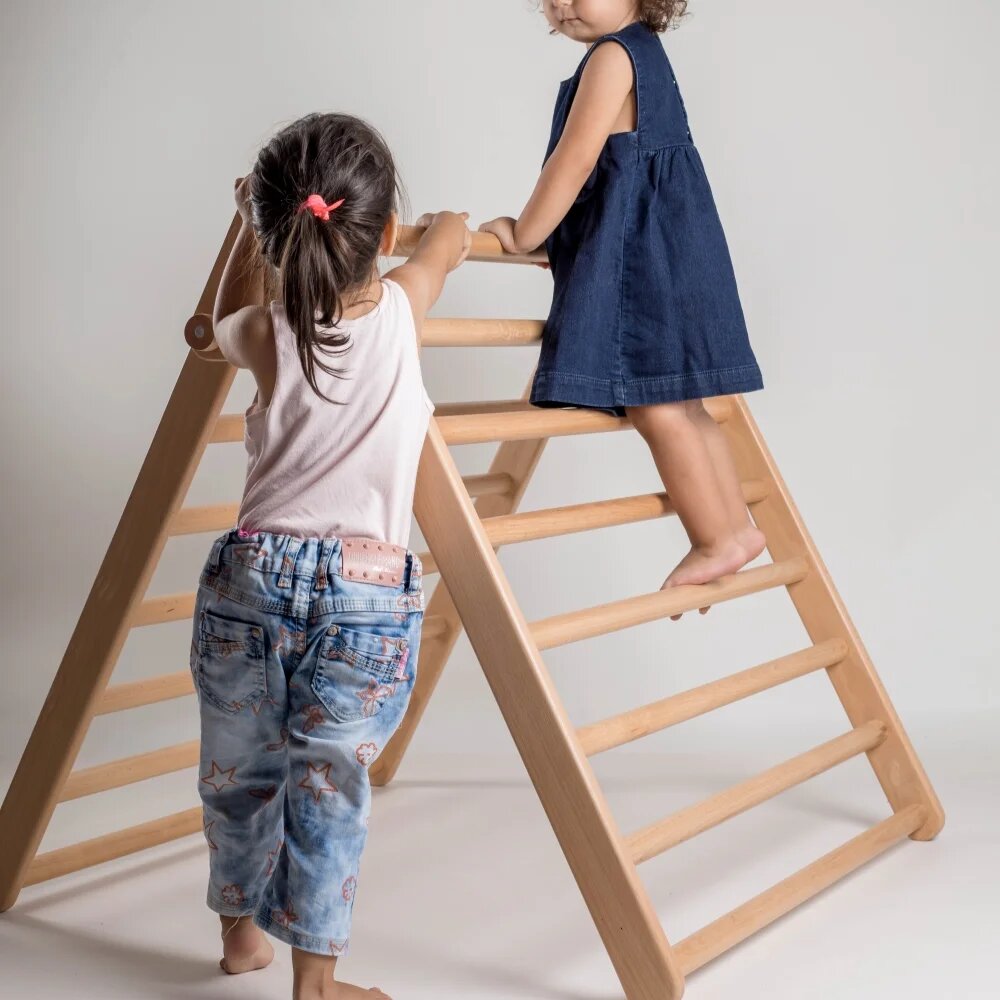 Triangle de Pikler - Eveil Montessori Maroc