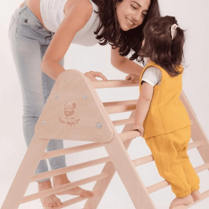 Triangle de Pikler - Eveil Montessori Maroc