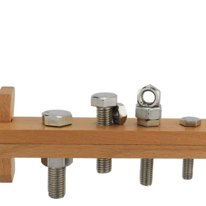 Visser et devisser 1 (boulons) - Eveil Montessori Maroc